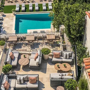 4* Aparthotel Luxury Retreats